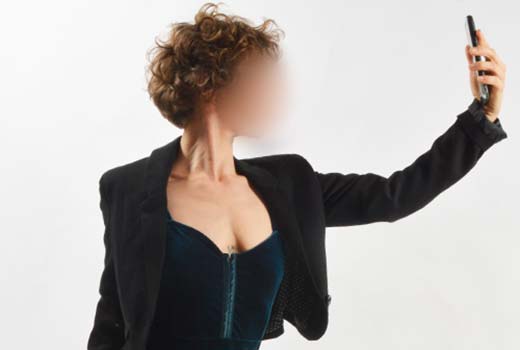 Escort Mieze aus Hessen ist eine zutiefst sinnliche Frau, die es liebt sich dem Genuss hinzugeben und die leidenschaftlich gern der...